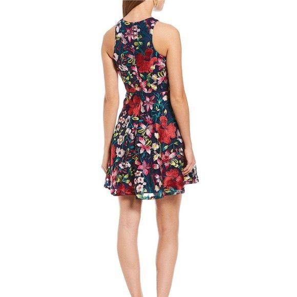 Floral Embroidered Dress - Picture 3 of 7